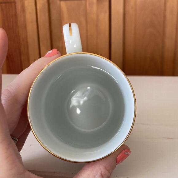 Vintage 1982 Norman Rockwell “The Toymaker” Collectible Mug - Picture 10 of 12